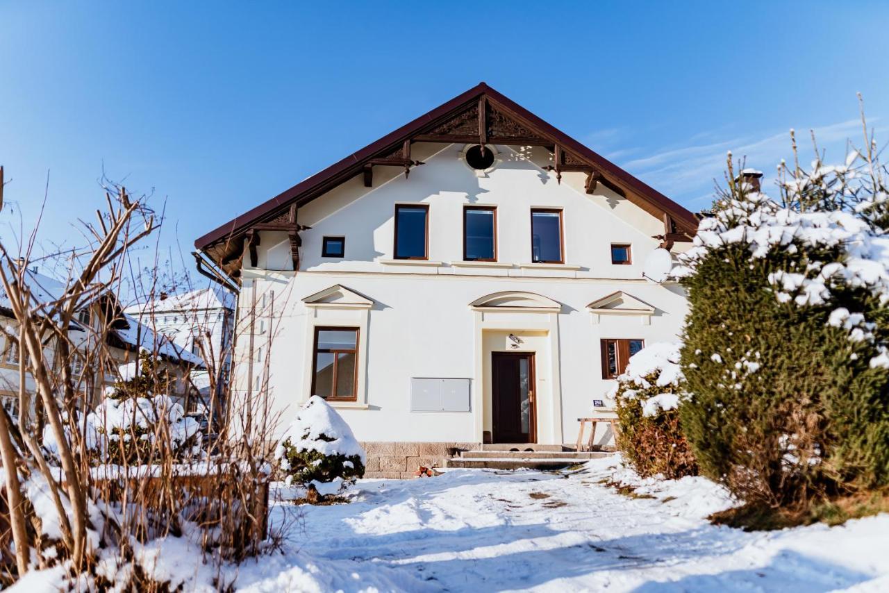 Apartmany Jablonecek ヤブロネツ・ナト・イゼロウ エクステリア 写真